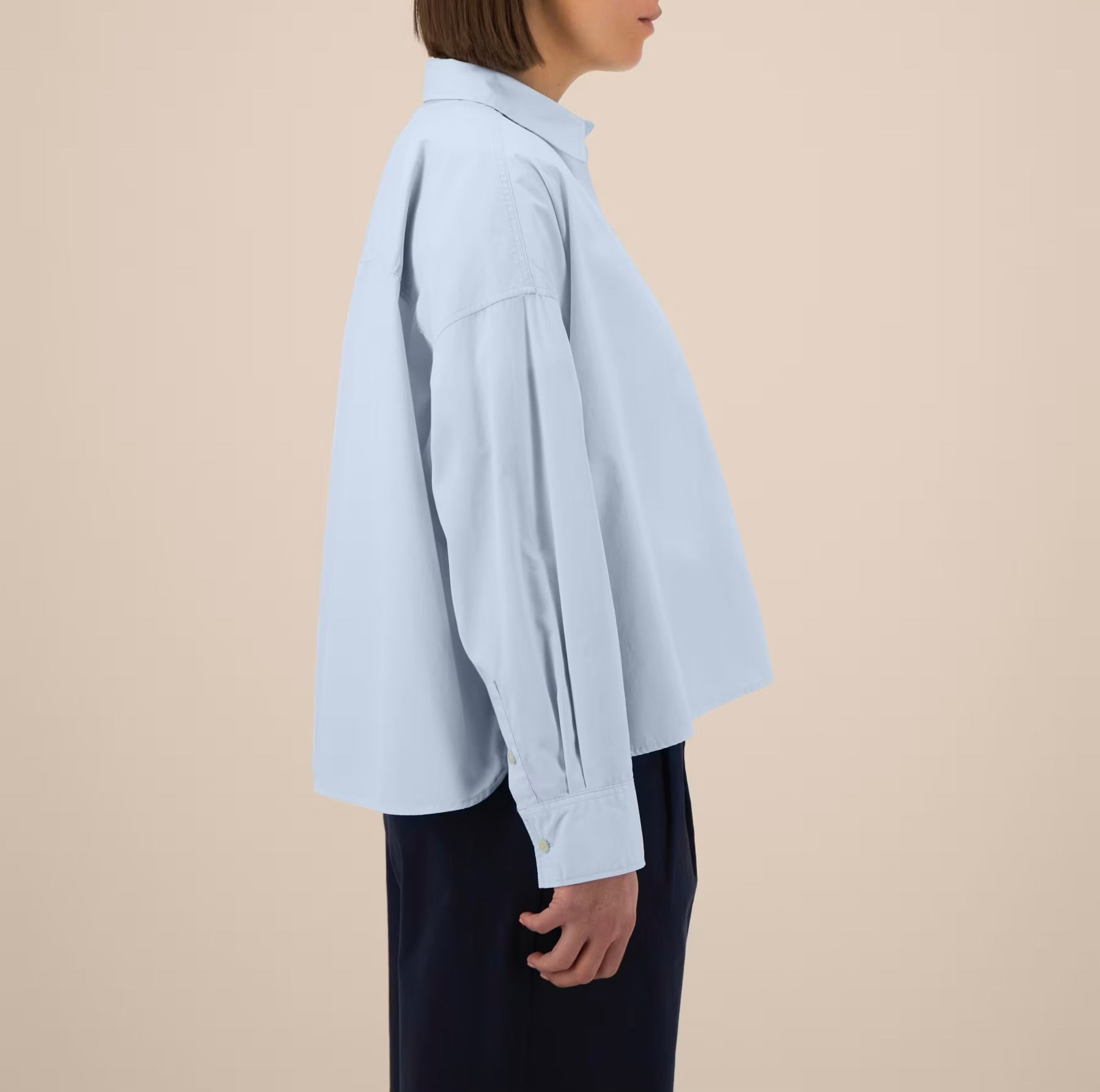 Kurze Bluse in Oversize