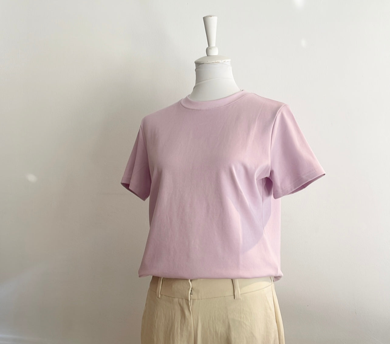 Kurzes T-Shirt