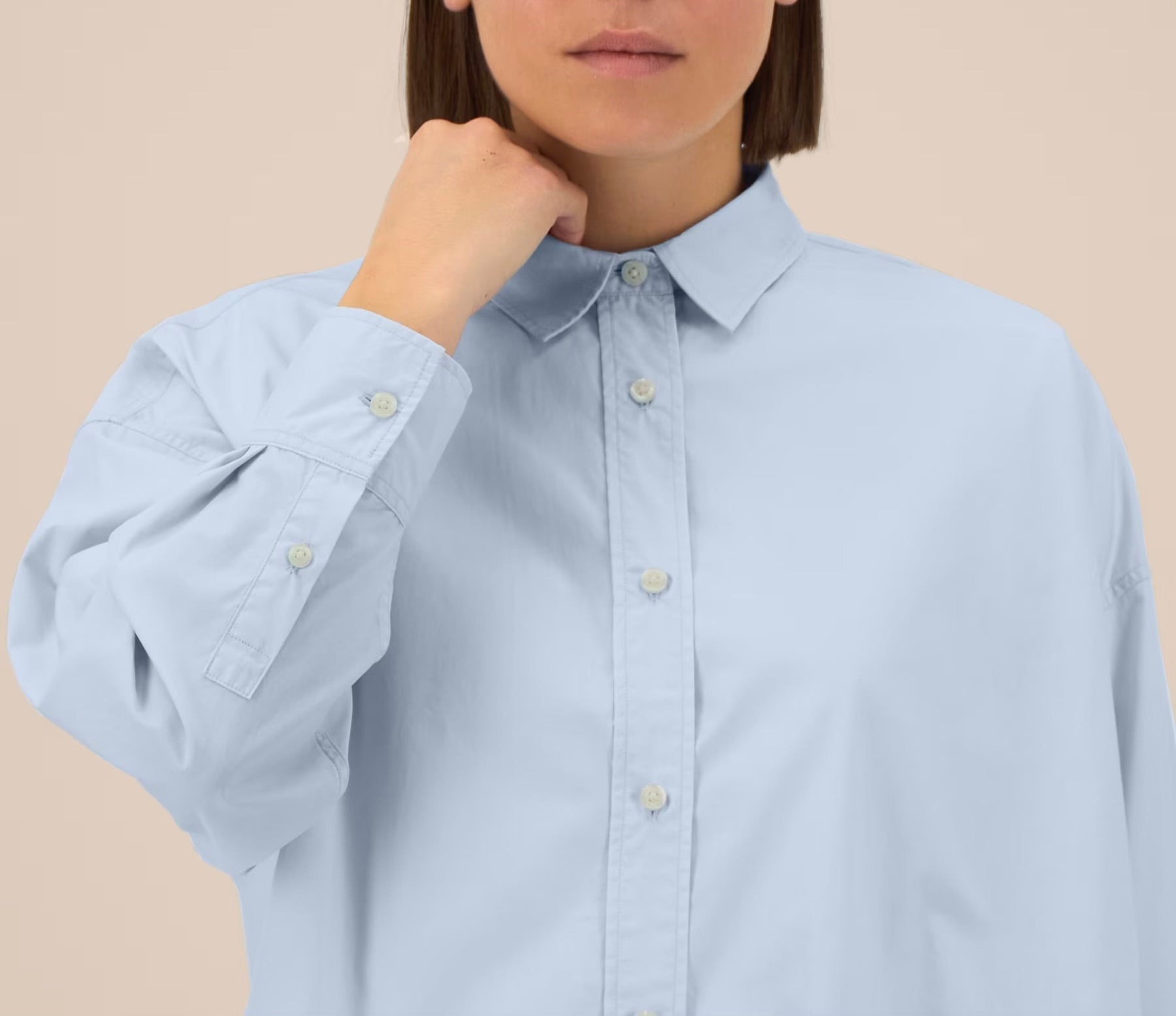 Kurze Bluse in Oversize