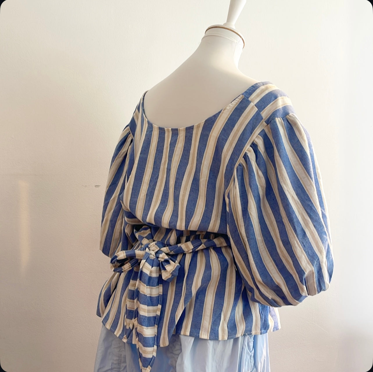 V - Bluse